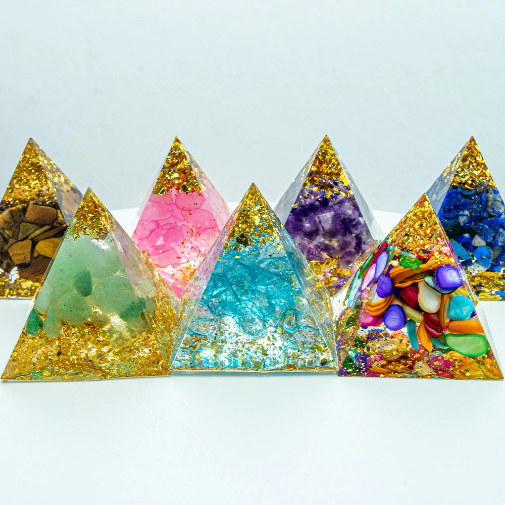 Natural Crystal Energy Pyramid – Quartz & Amethyst Reiki Generator for Chakra Healing & Meditation, 1.18in