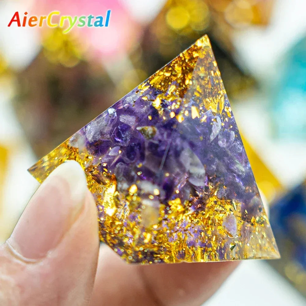 Natural Crystal Energy Pyramid – Quartz & Amethyst Reiki Generator for Chakra Healing & Meditation, 1.18in