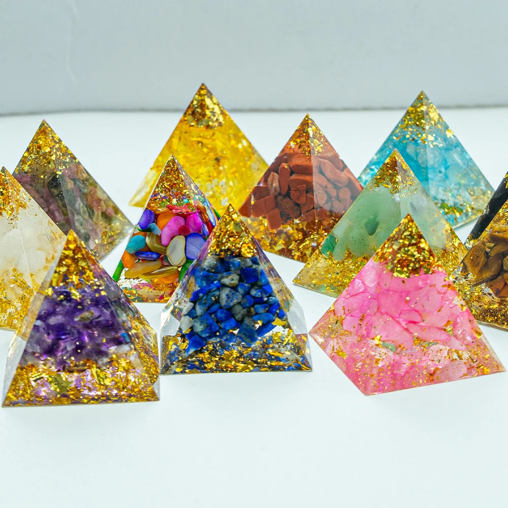 Natural Crystal Energy Pyramid – Quartz & Amethyst Reiki Generator for Chakra Healing & Meditation, 1.18in