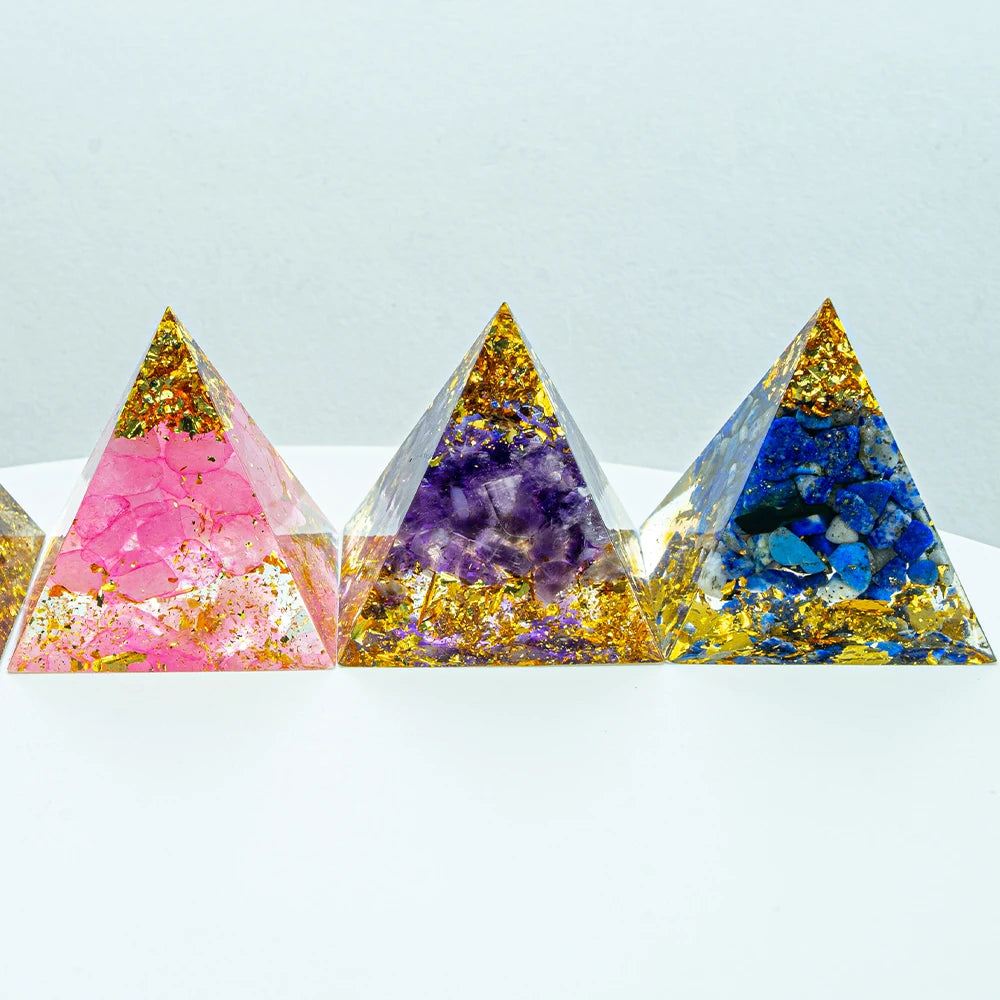 Natural Crystal Energy Pyramid – Quartz & Amethyst Reiki Generator for Chakra Healing & Meditation, 1.18in