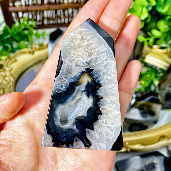Natural Black Sardonyx Agate Geode Crystal Point – High-Quality Home Decoration & Gift