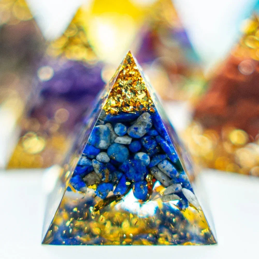 Natural Crystal Energy Pyramid – Quartz & Amethyst Reiki Generator for Chakra Healing & Meditation, 1.18in